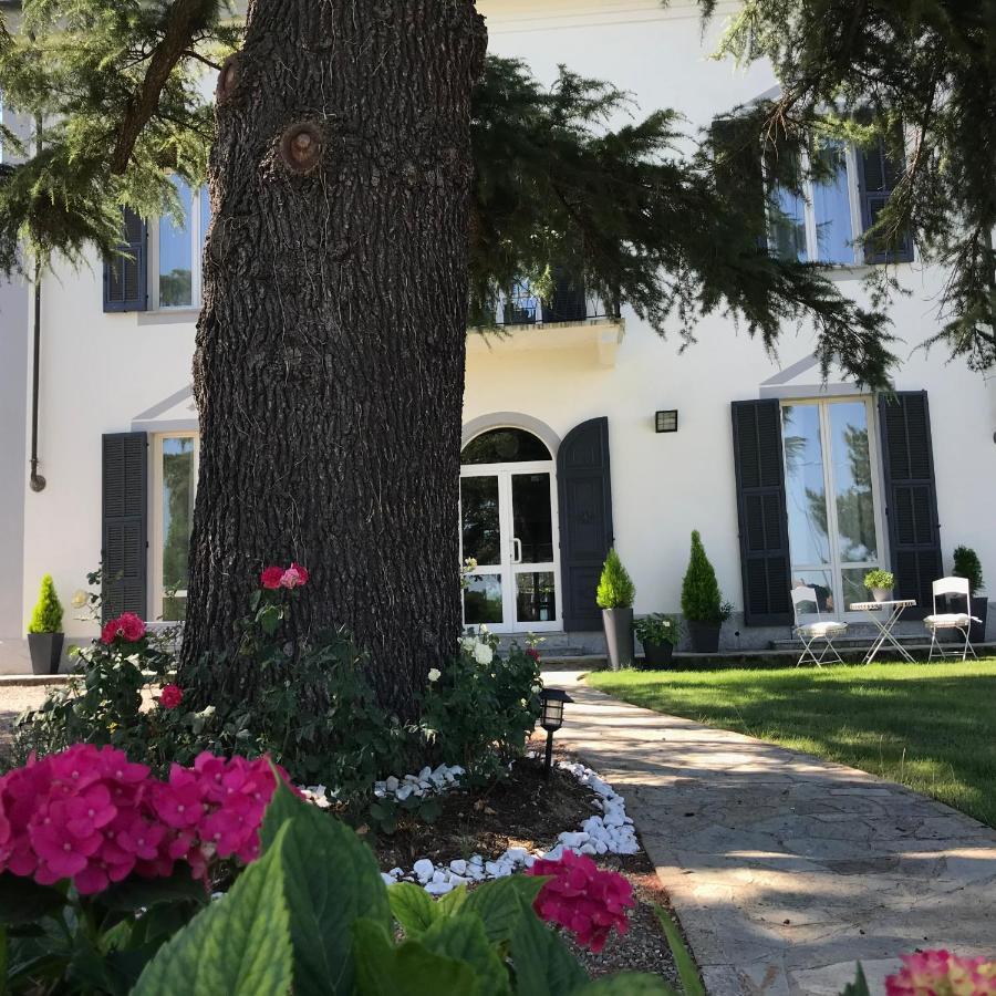 B&B Villa Prestigio Novi Ligure Exterior foto